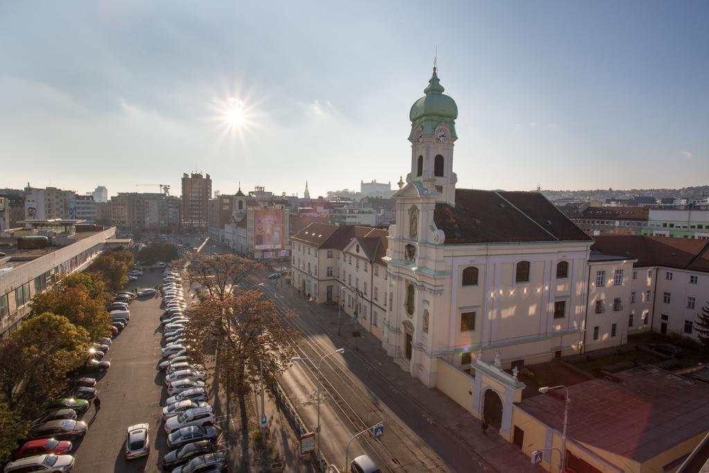 Hostel Blues Bratislava Exterior photo